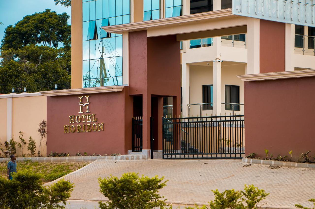 Hotel Horizon Entebbe Buitenkant foto